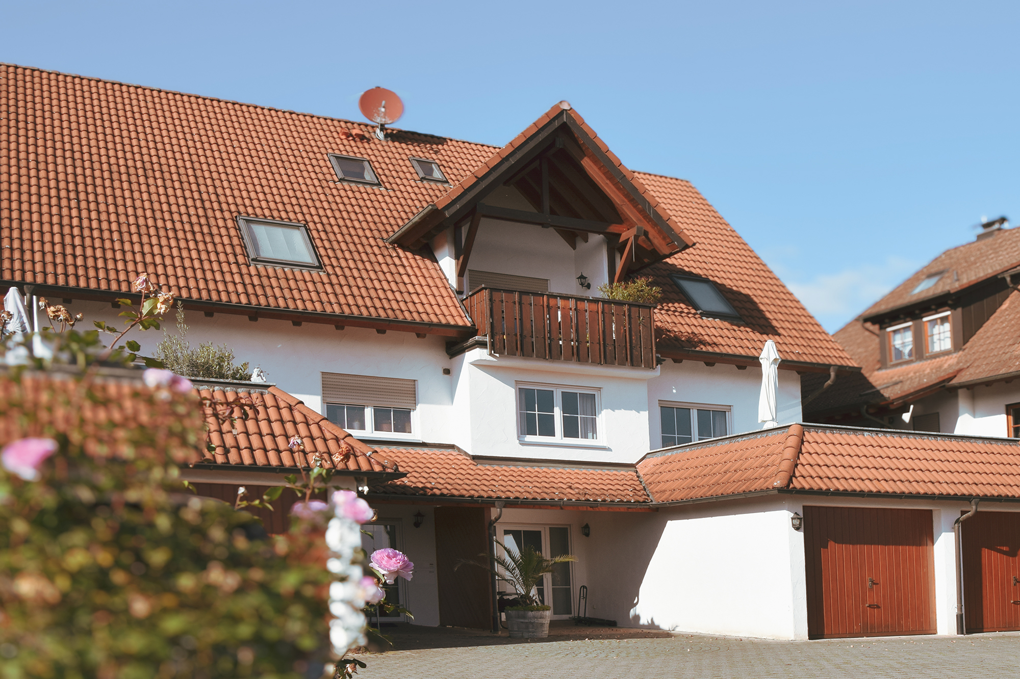 Aussenansicht Haus 4 Weingut Geiger